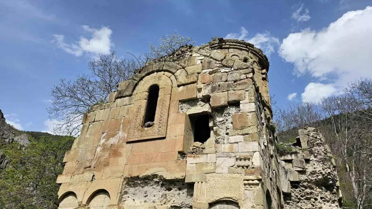 Rabat Manastırı Hafta Sonları Ziyaretçi Akınına Uğruyor