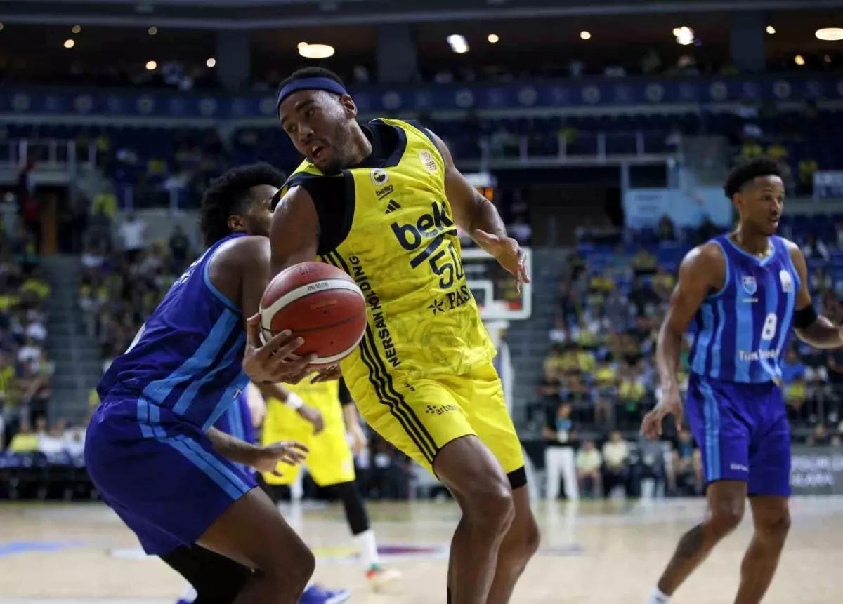 Fenerbahçe Yarı Finale Yükseldi