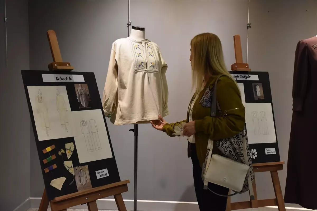 Nostaljik Kadın Kıyafetleri Sergisi Açıldı