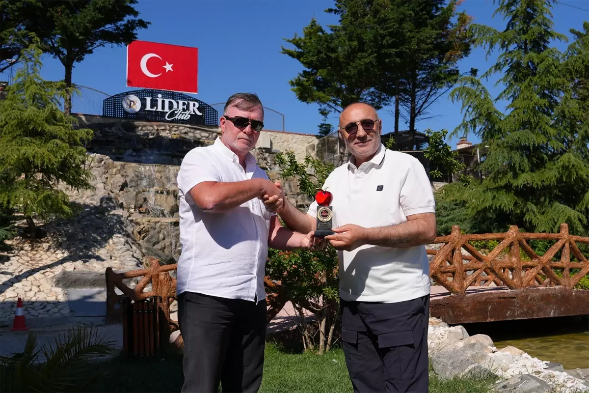 Lider Club'a ''Kızıl Elma'' ödülü: Turizme ve biniciliğe katkı onurlandırıldı