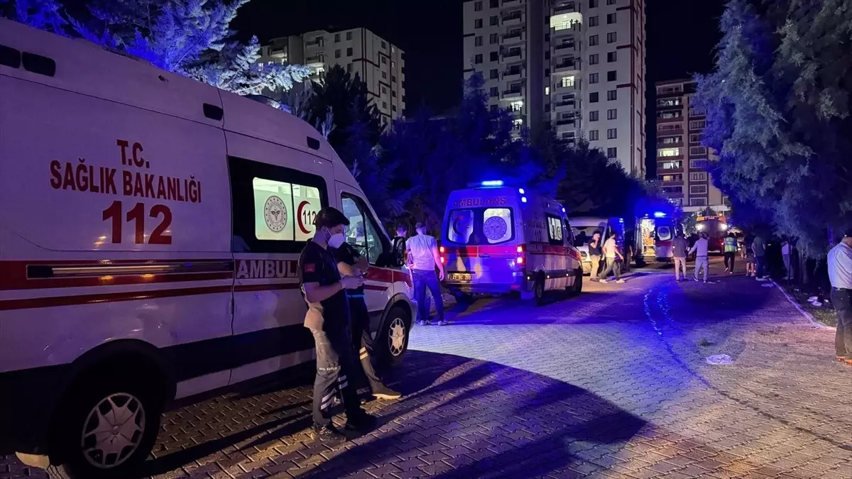 Diyarbakır'da Apartman Yangını: 4 Ölü