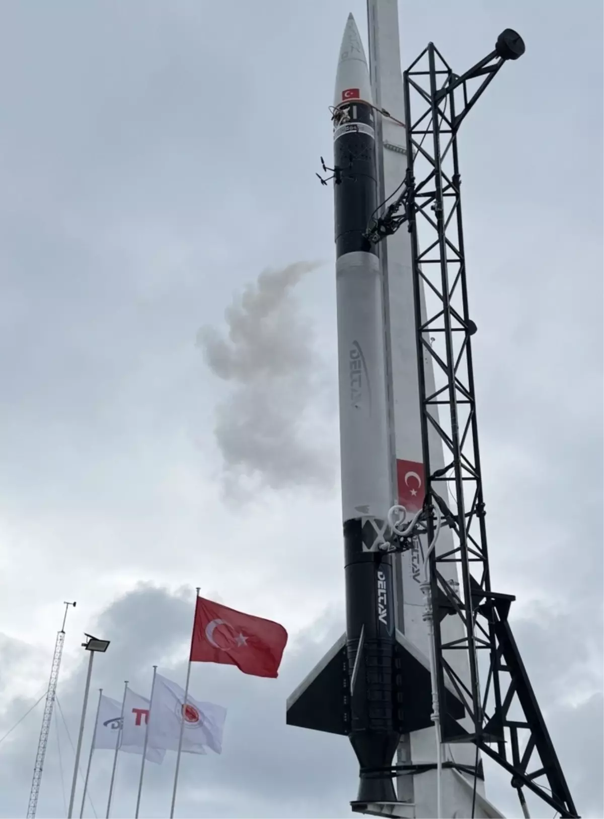 DeltaV'nin Hibrit Roket Sistemiyle 200+ km İrtifaya Ulaşıldı