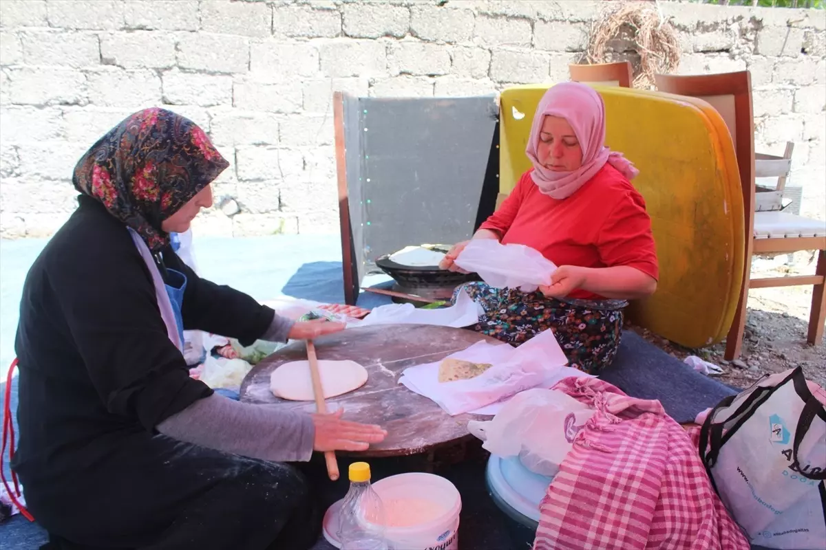 Bafra'da Kadınlar Alışveriş Festivali ile Ekonomilerine Katkı Sağlıyor