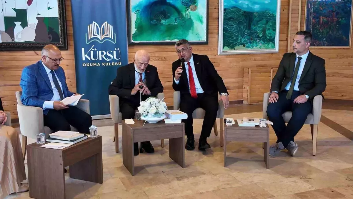 Gediz'de Kürsü Okuma Kulübü İlk Etkinliğini Gerçekleştirdi
