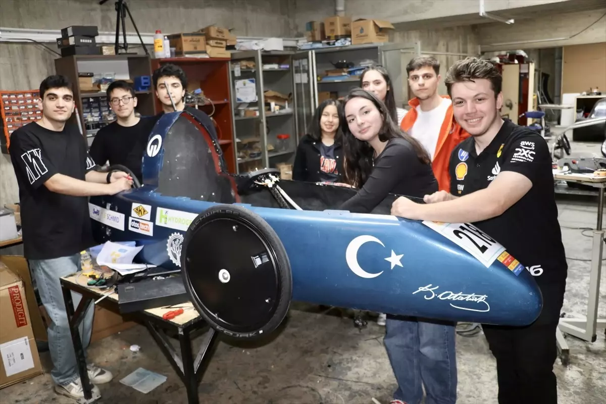 KTÜ'lü Öğrenciler Hidrojenli Araç Geliştiriyor