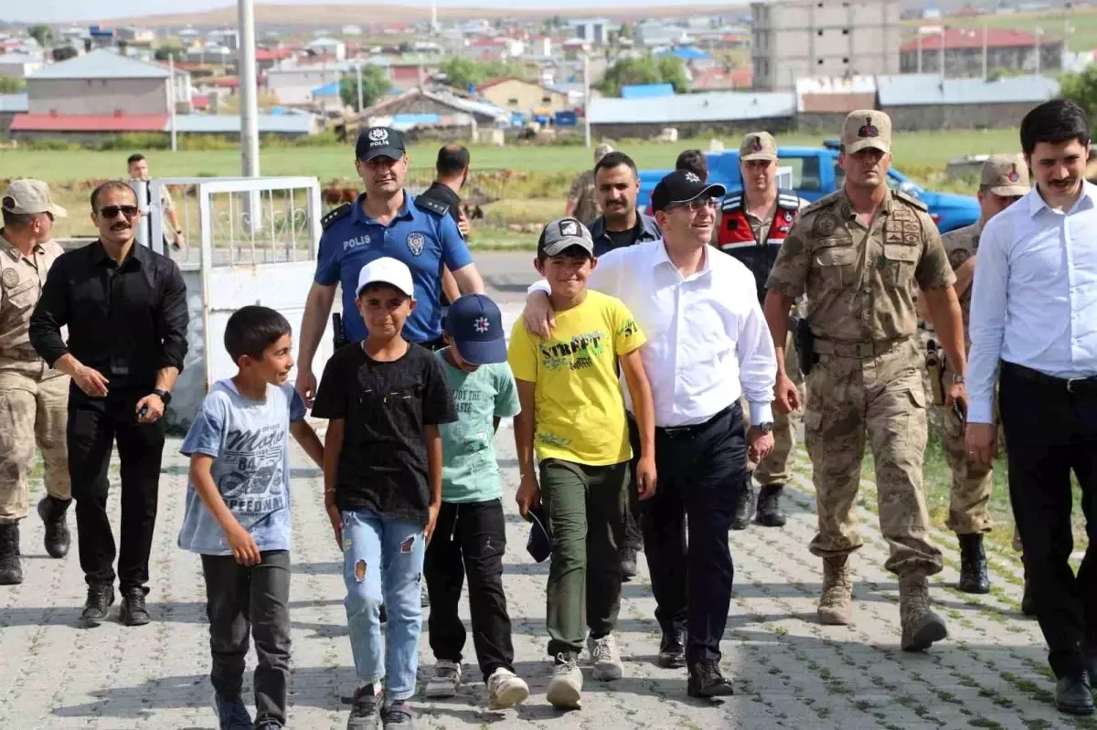 Kars Valisi Polat Digor'da İncelemelerde Bulundu