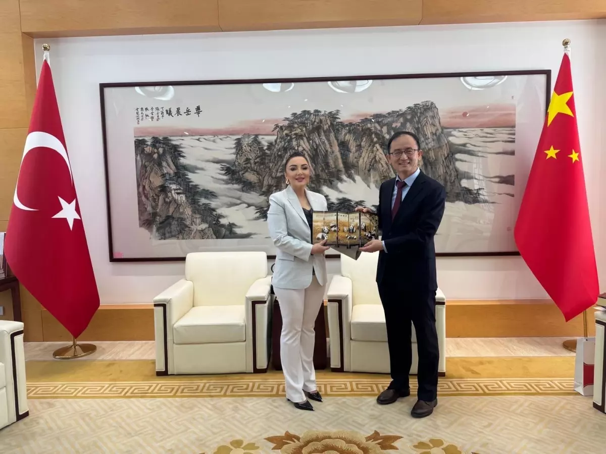 ULUSKON Başkanı Çin Büyükelçisi'ni Ziyaret Etti