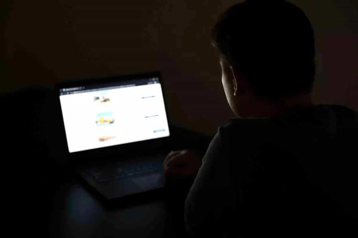 Öğrencilere Burs Dolandırıcılığı Uyarısı