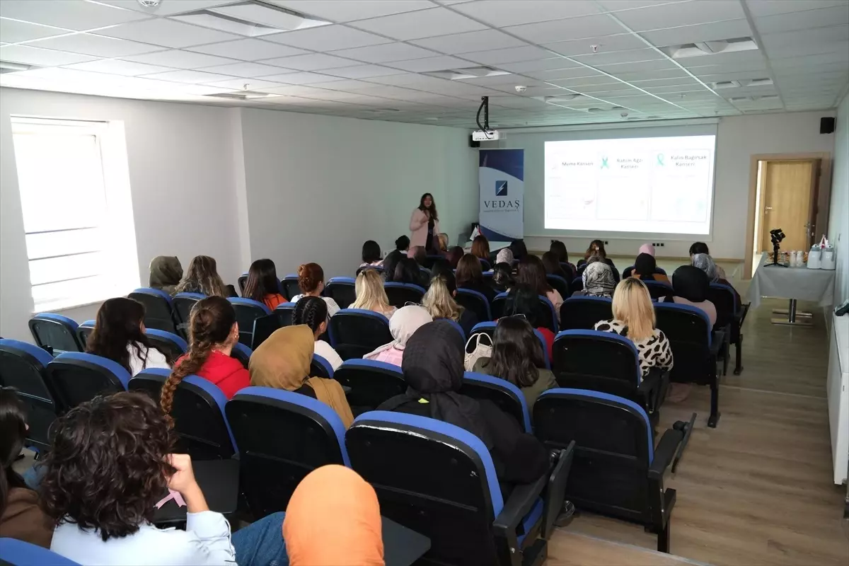 Meme Kanseri Farkındalığı için Seminer