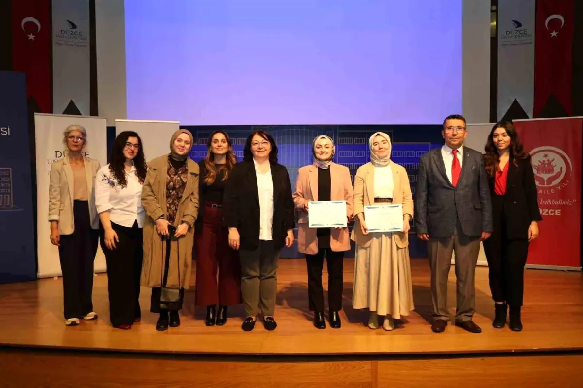 Düzce'de Koruyucu Aile Eğitimi