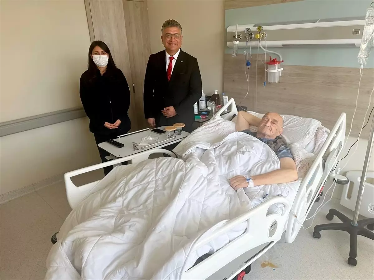 Yaşayan İnsan Hazinesi Ödülü sahibi çini sanatçısı Hamza Üstünkaya vefat etti