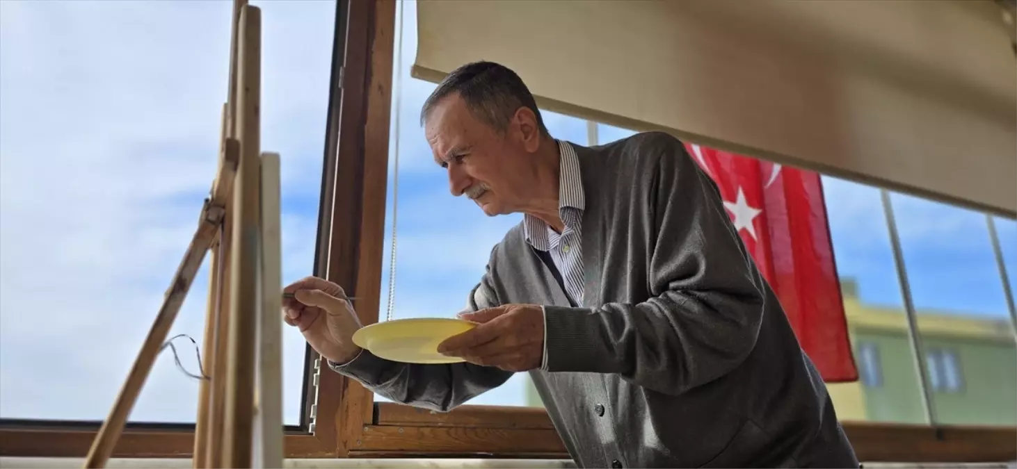 Emekli Usta Resim Tutkusuyla Sergi Açtı